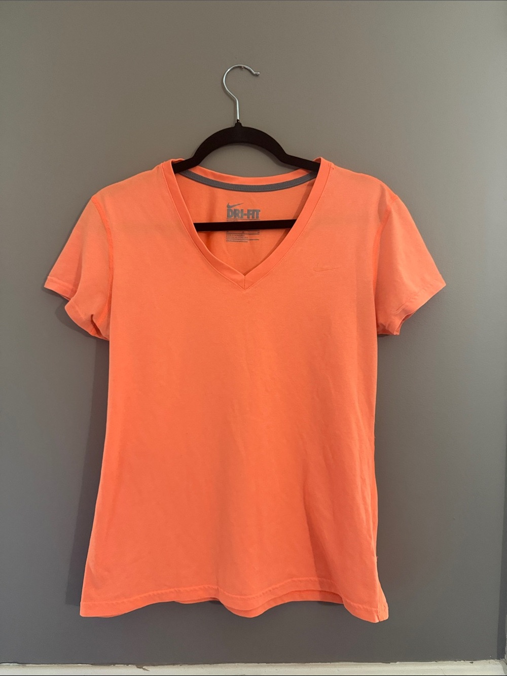 Nike orange size medium workout t-shirt